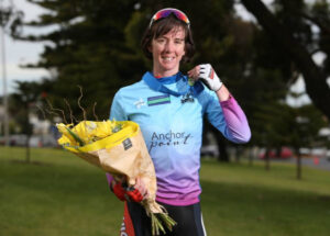 Late burst claims south-west title