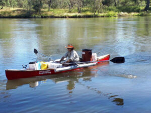 Paddle honours Tom