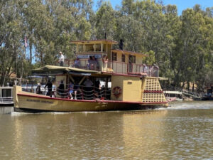 All aboard for party