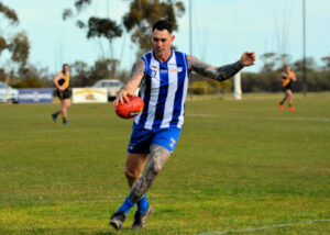 Bombers defeat ladder leaders