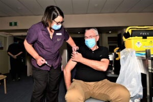 Walsh urges northern Victorians to get the jab done
