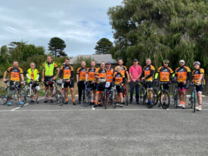 Cyclists raise money for Kerang District Health