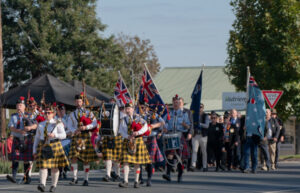Towns remember on Anzac Day