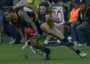 CMFNL – Favourites win
