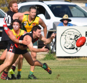 HDFNL – Bombers capitulate