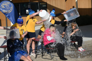 Fundraising for motor neurone disease makes a splash