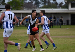 Pies swoop for finals spot