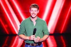Boort boy belts it out