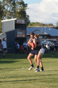 CMFNL – Magpies swoop Blues