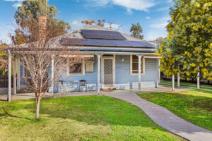 Cottage has modern features