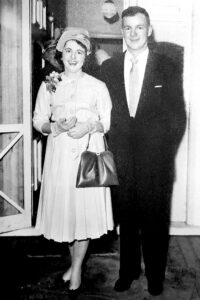 Dot and Donald celebrate 60 years of marital bliss by recreating 1961 wedding photo