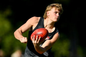 Smartt to debut for Essendon