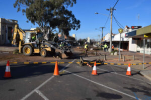 Victoria Street works begin