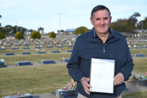Cemetery stalwart Robert Hampton retires