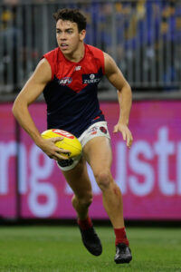 Hore returns to Demons