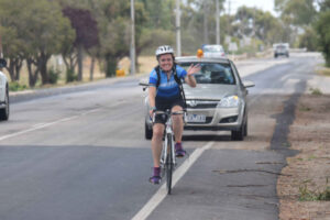 Cyclist spreads healthy message