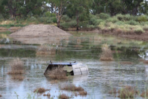 Leaders meet on flood recovery