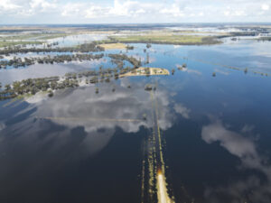 Call for politicians to meet in flood area