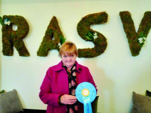 Top award for crafty talents