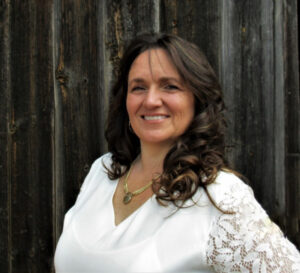 Bestselling author drops into Kerang book shop