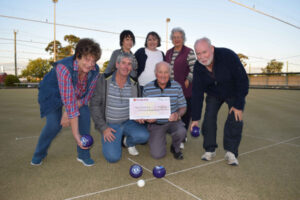 Bowlers roll for New Year event