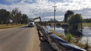 Sandbag removal underway at Koondrook