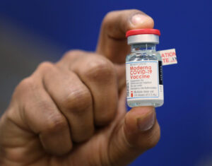 Pharmacies ready for Moderna vaccine