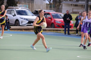 Bulldogs in full control