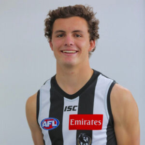 Flynn tries hand at US punting