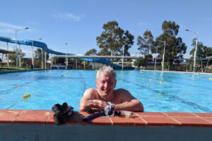 Kerang swimmers help raise pool of money