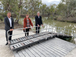 Kayak launcher installed on Loddon River
