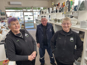 On the Bus Stop Recycle Shop to help others
