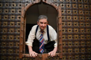 ‘Hall stories’ and laughs