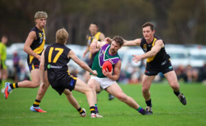 Bulls race into grand final
