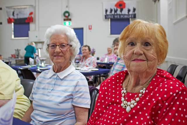 Music unites Leitchville seniors