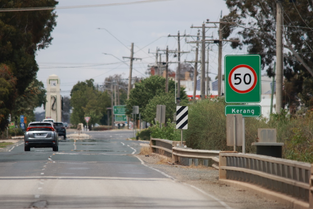 Speed limit drops at Kerang entrance