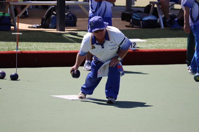 Friday night lights headline round 5