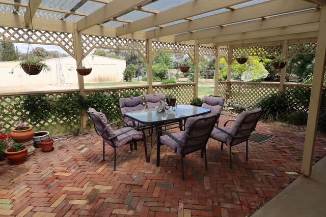 Country living close to town