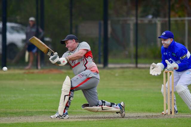 Must win for Bombers, Roodogs