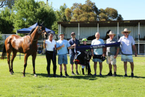 Bumper crowd on a perfect track