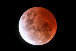 Front row to rare blood moon