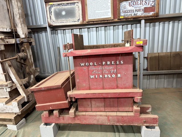 Auction opens following museum closure