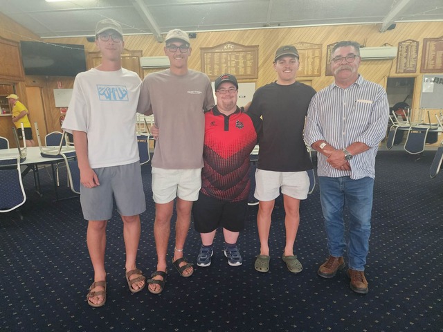 Cricket great graces Kerang