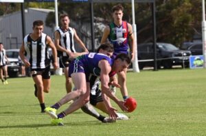 Magpies win thriller