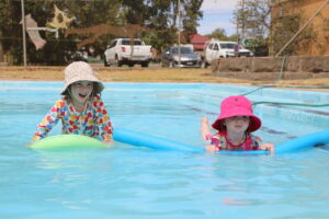 Children dropping out of swimming lessons too early